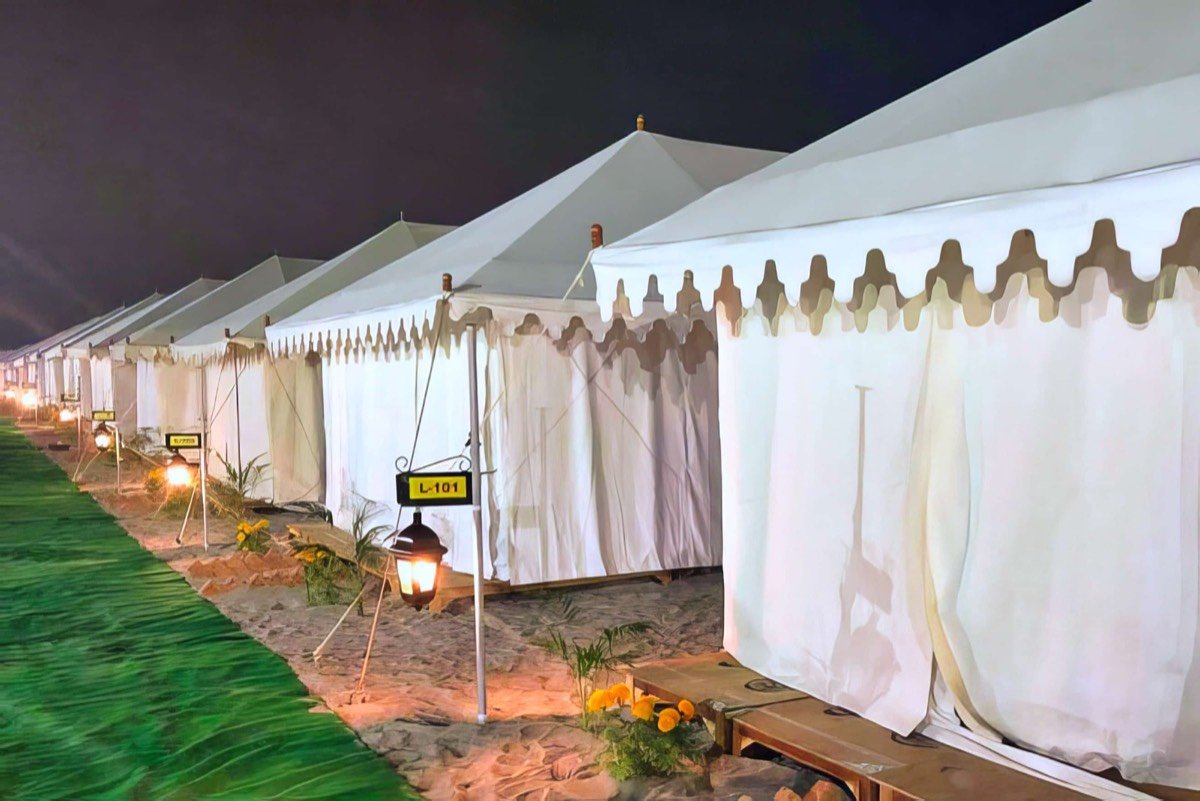 Deluxe tents along the camp lawn
